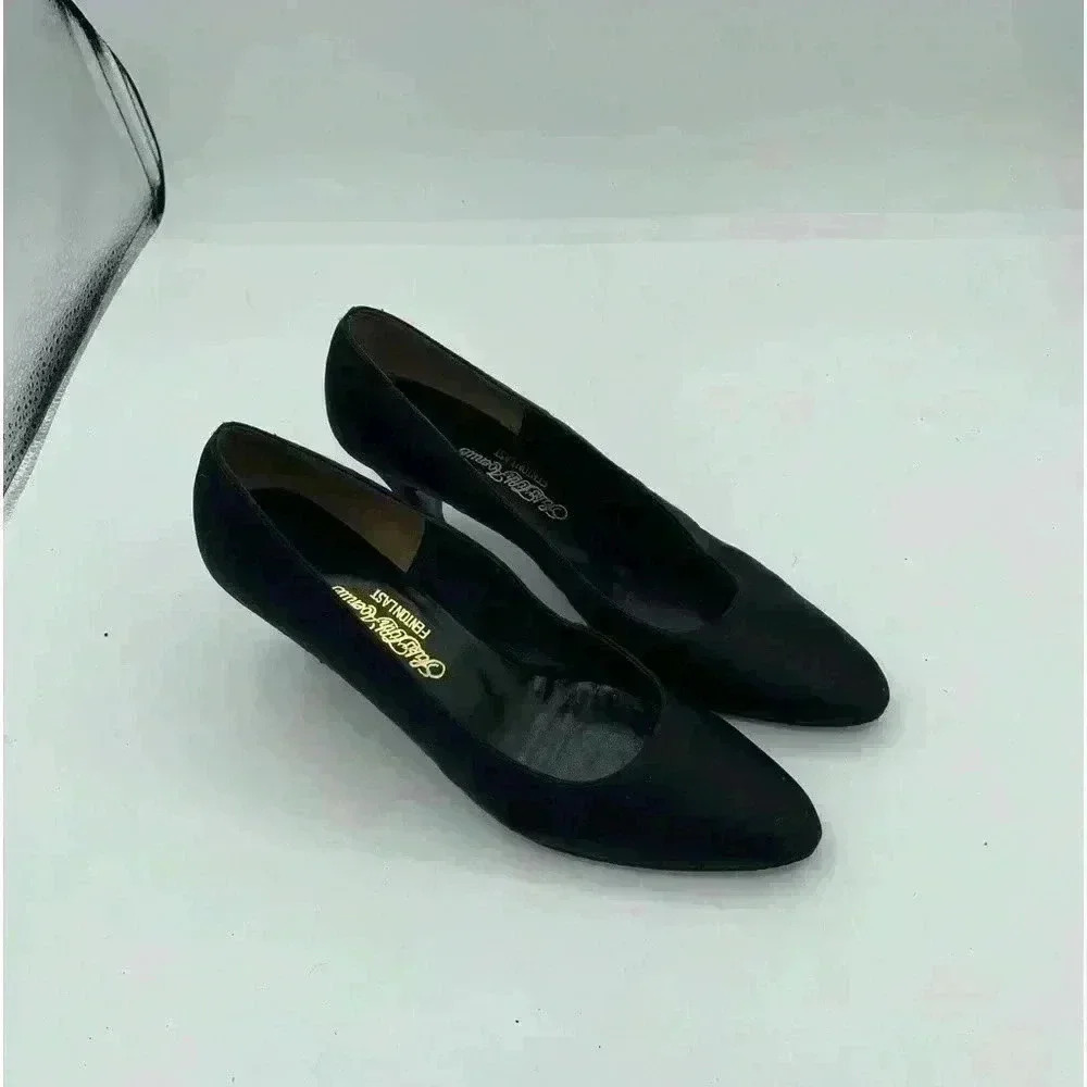 Sax Fifth Avenue Fenton Last Black Pumps 7 1/2